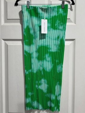 Cotton Citizen Green and White Tie-Dye Pleated Midi Skirt